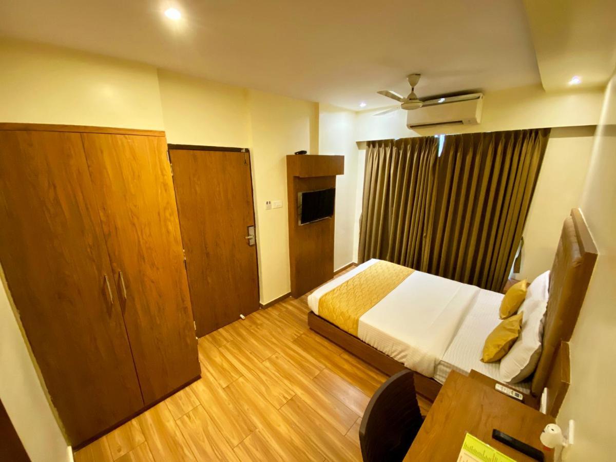 Hotel Pearl'S Bkc Inn- Near Trade Centre, Visa Consulate Mumbai Dış mekan fotoğraf