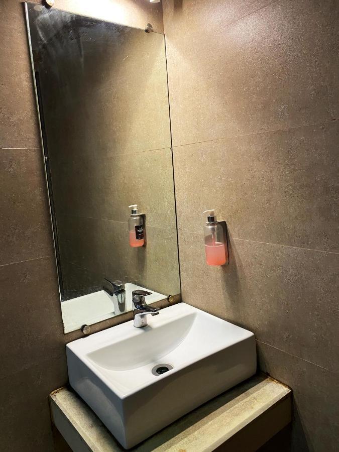 Hotel Pearl'S Bkc Inn- Near Trade Centre, Visa Consulate Mumbai Dış mekan fotoğraf